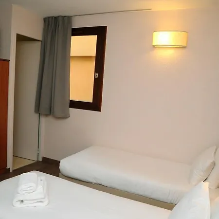 Comfort Bourg En Bresse 2* Viriat